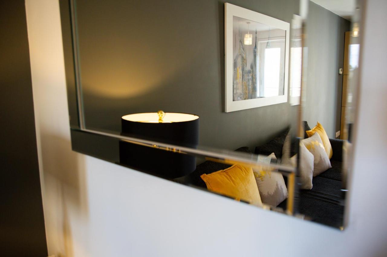 Velvet 1-Bedroom Apartment, Clockhouse, Hoddesdon Εξωτερικό φωτογραφία
