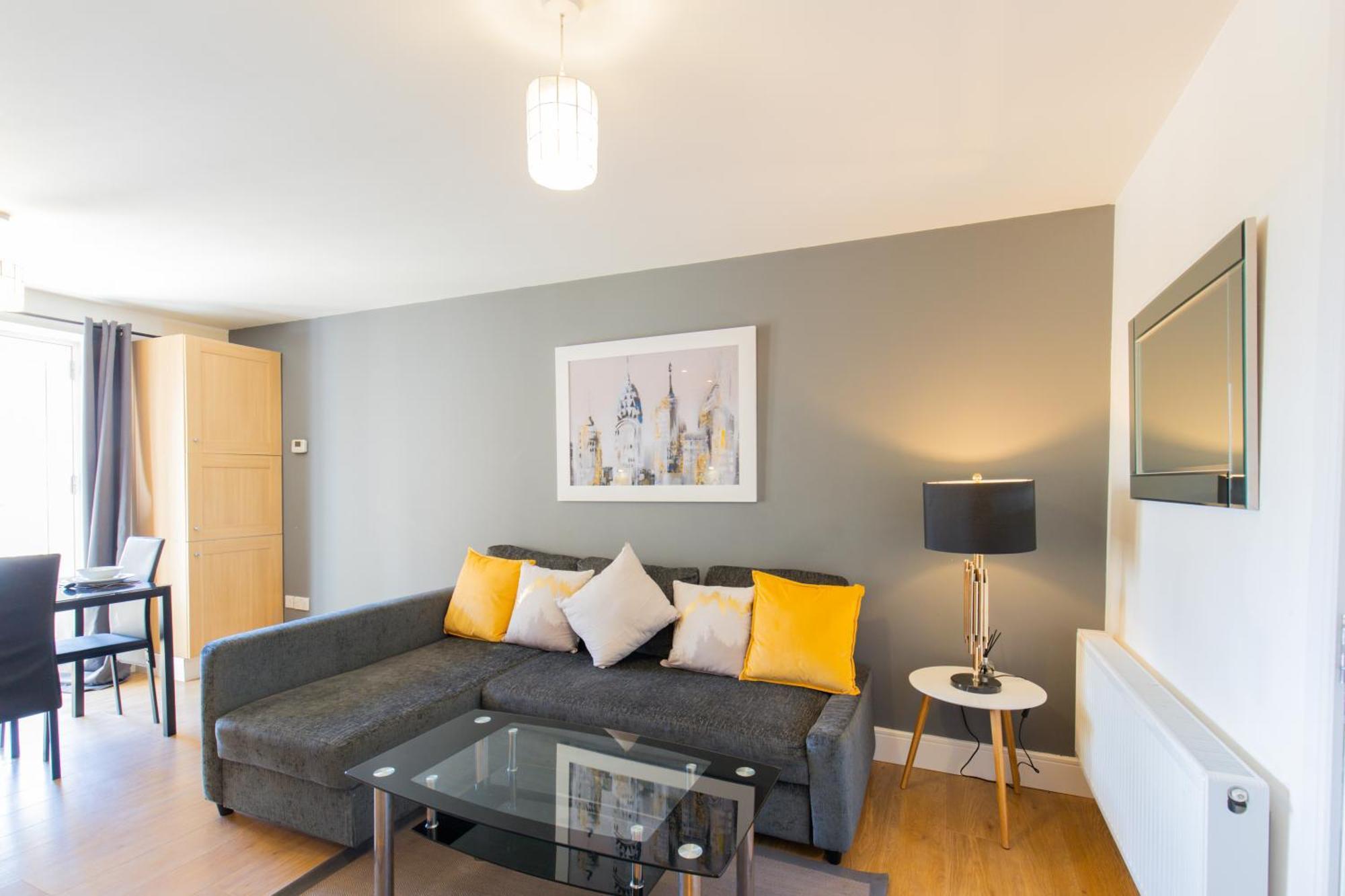 Velvet 1-Bedroom Apartment, Clockhouse, Hoddesdon Εξωτερικό φωτογραφία